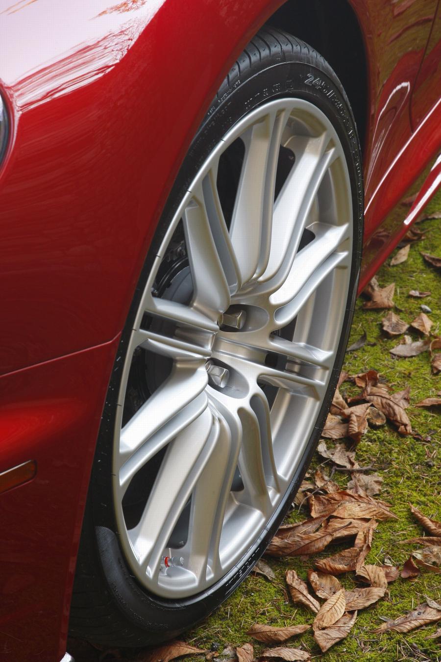 Колеса Aston Martin DBS 2007 года  (WW) (фото 12 из 98)